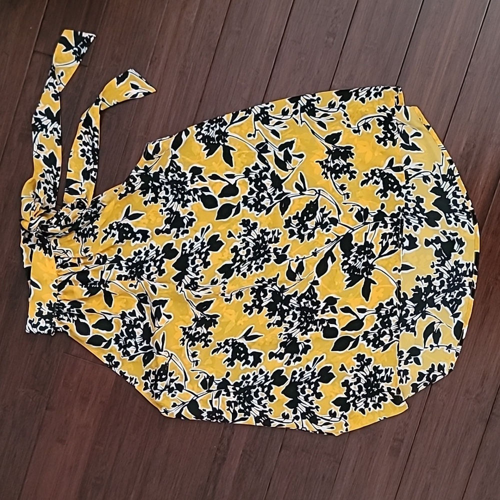 Mustard Worthington Tank